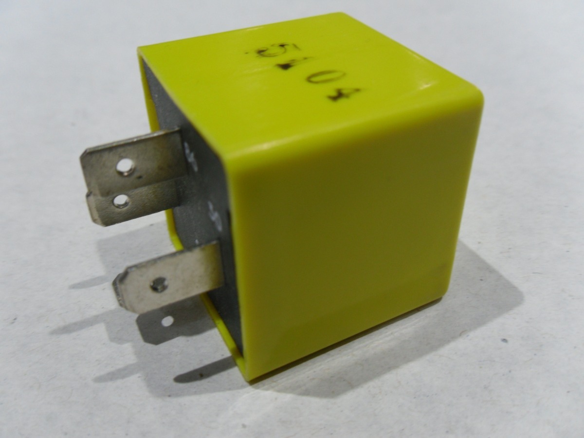 Primera velocidad electroventilador corsa