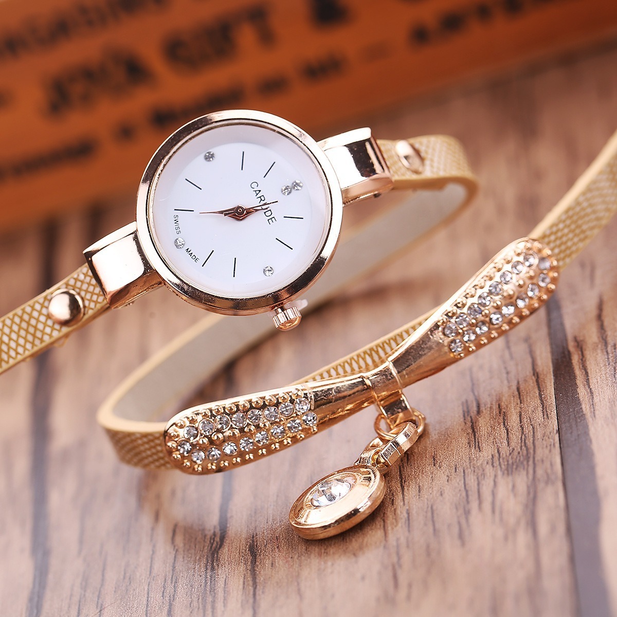 Reloj Pulsera Mayoreo Brazalete Dije Mujer Dama Variedad 89 00 En Mercado Libre