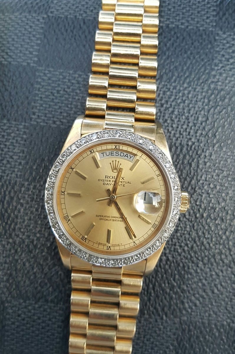 Reloj Rolexperpetual Date Oro 18 K, Con Bisel De Diamantes 280,000