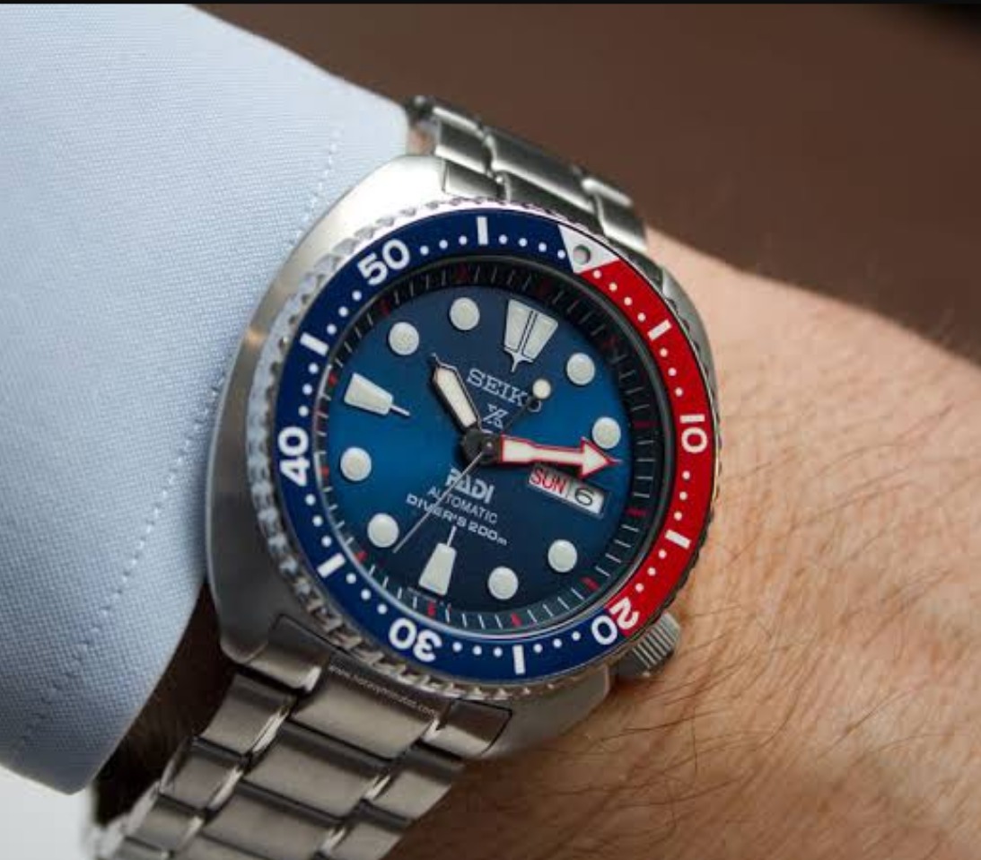 reloj-seiko-padi-diver-profesional-200mts-D_NQ_NP_989380-MPE32902874740_112019-F.jpg