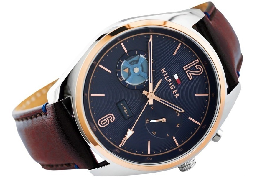 tommy hilfiger deacon watch