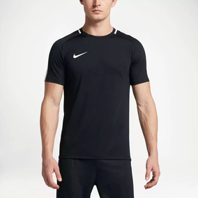 remera nike academy