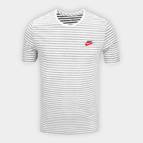 remera nike rayada