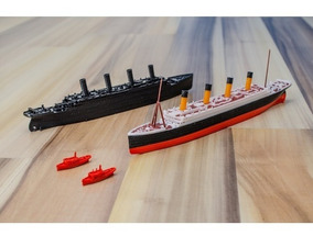 el titanic de juguete