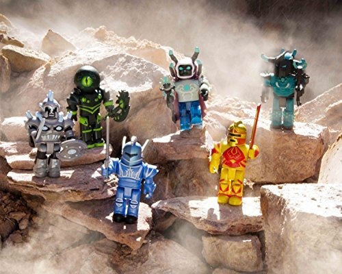 Roblox Champions Of Roblox 6 Pack De Figuras - champions of roblox playset