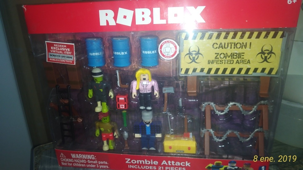 Roblox Playset Zombie Attack - roblox zombie attack 21 piece playset toy w exclusive item