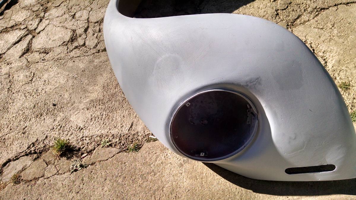 Salpicadera De Vocho Economicas Salpicadera Vocho Sedan Usada Gruesa Cofre Piso Tina - $ 890.00 en