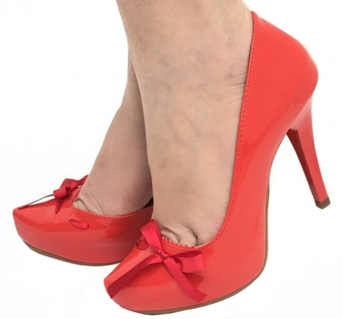 Sapato Scarpin Meia Pata Tubarão Verniz Cetim Vermelho Festa - R$ 128,00 em Mercado Livre