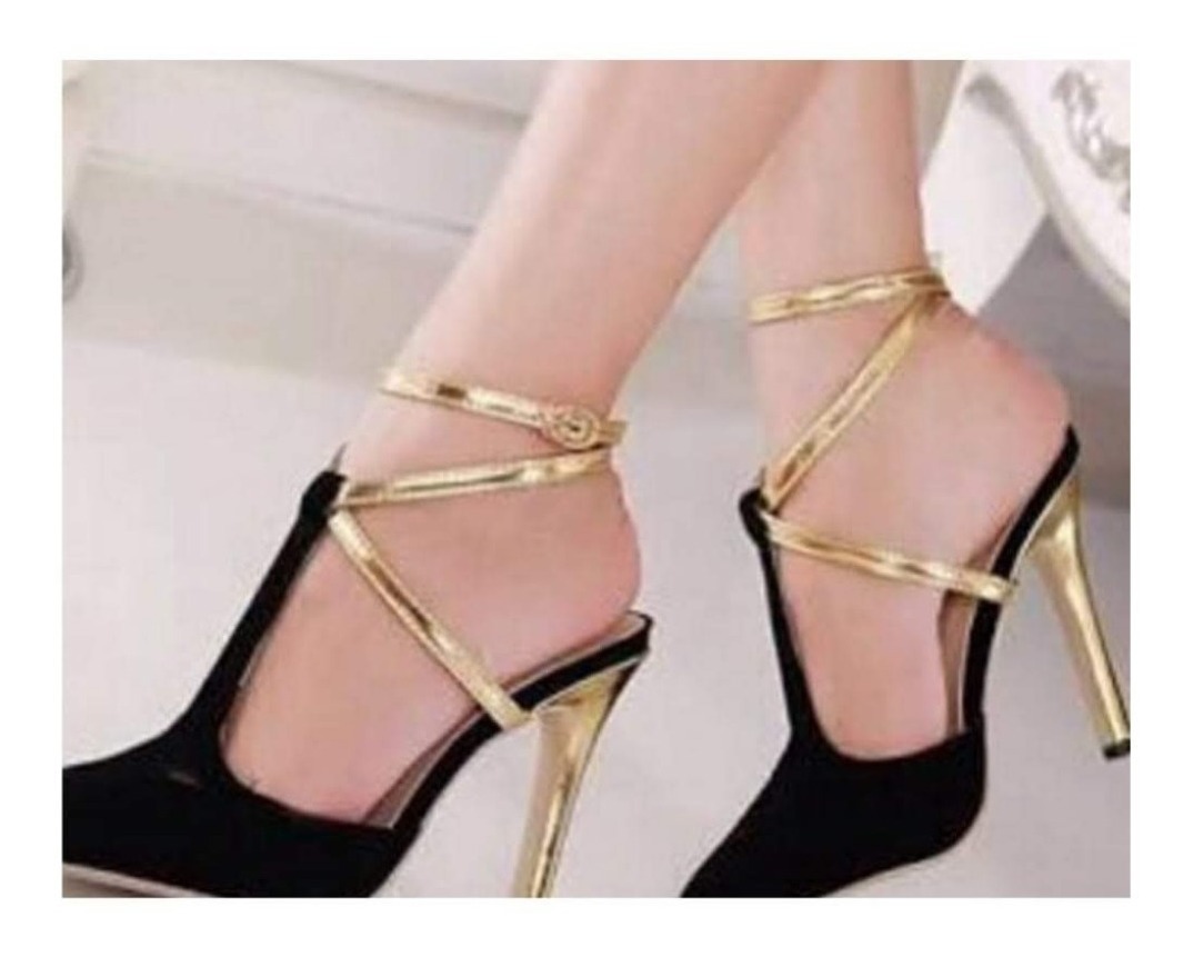 Scarpin Preto Dourado - Atenção Envio Até 7 Dias - R$ 124,90 em Mercado Livre