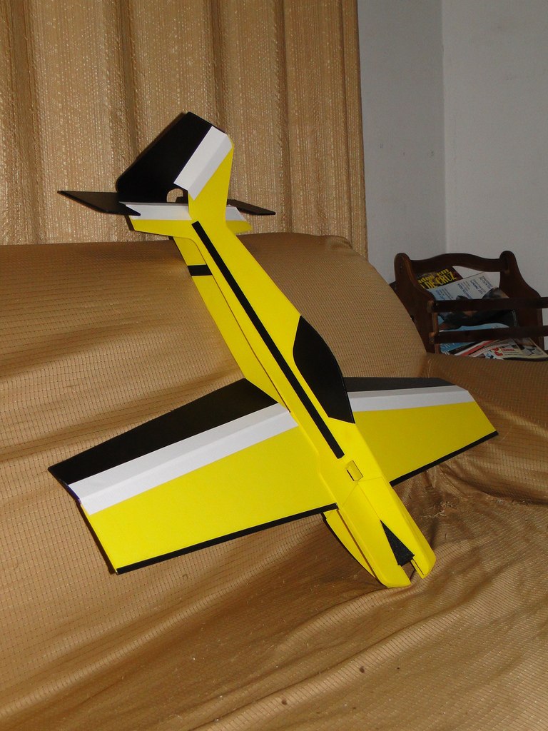 shock flyer extra 330 3d em depron 4mm branco r 26 00 em mercado shock flyer completo