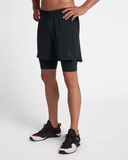 short nike con lycra hombre