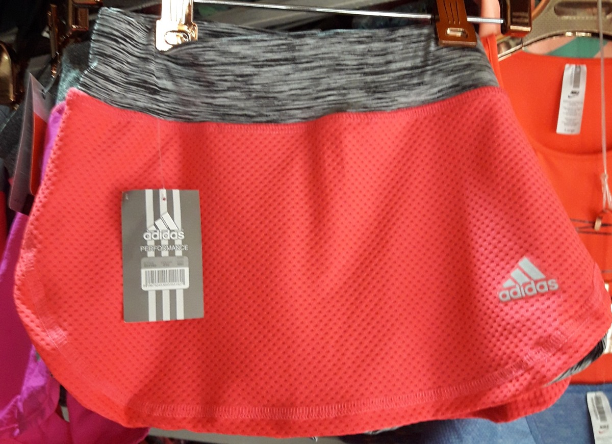 short pollera deportiva adidas