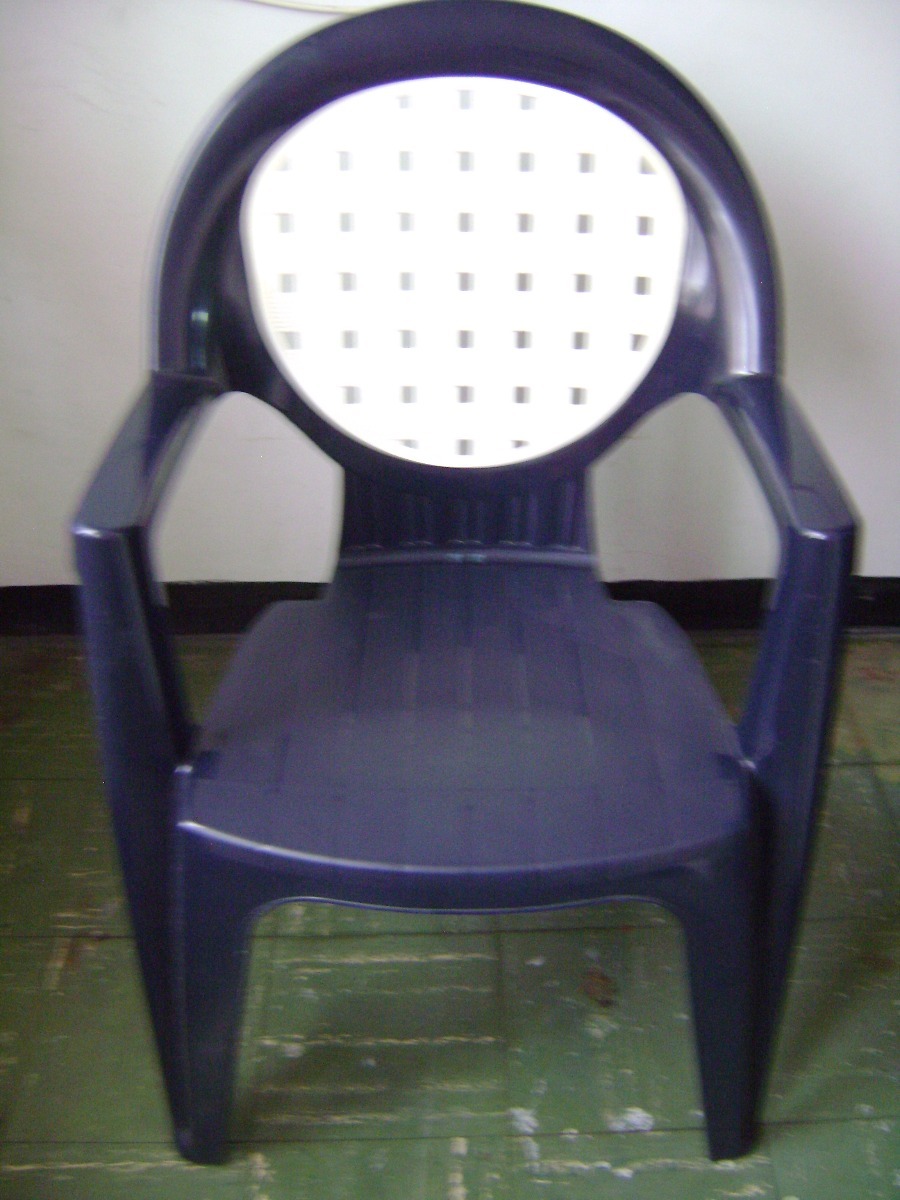 Silla Azul Y Blanco De Comedor Plástica De Segunda Mano - Bs. 9,10 ... Silla Azul Y Blanco De Comedor Plástica De Segunda Mano - Bs. 9,10 ...