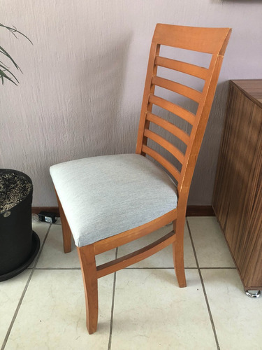 Elegante Juego De Sillas Color Maple Para Comedor - $ 5,650.00 en