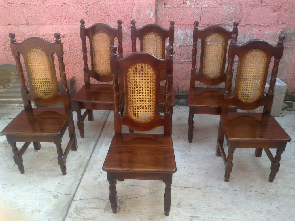 Sillas De Cedro Talladas Sillas Para Comedor En Madera De Cedro, Labradas Y Talladas. - $ 659.00