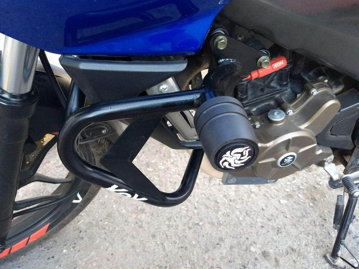 Slider Pulsar 200 Ns Slider Defensa Deslizador Pechera Pulsar 200 Ns As Kov Origi - $ 1,150.