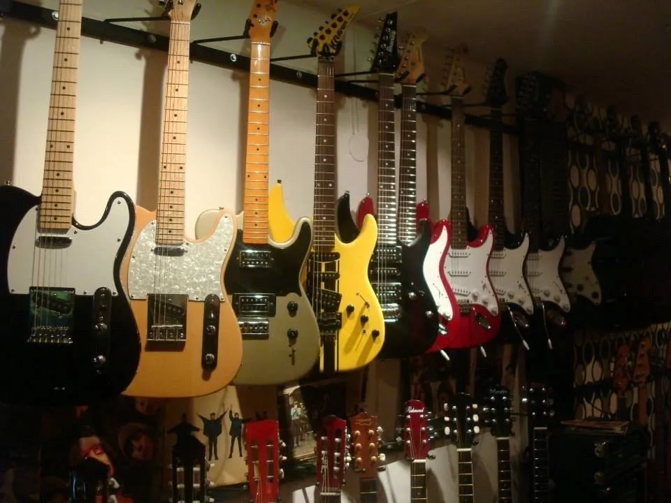 Soporte cinco guitarras