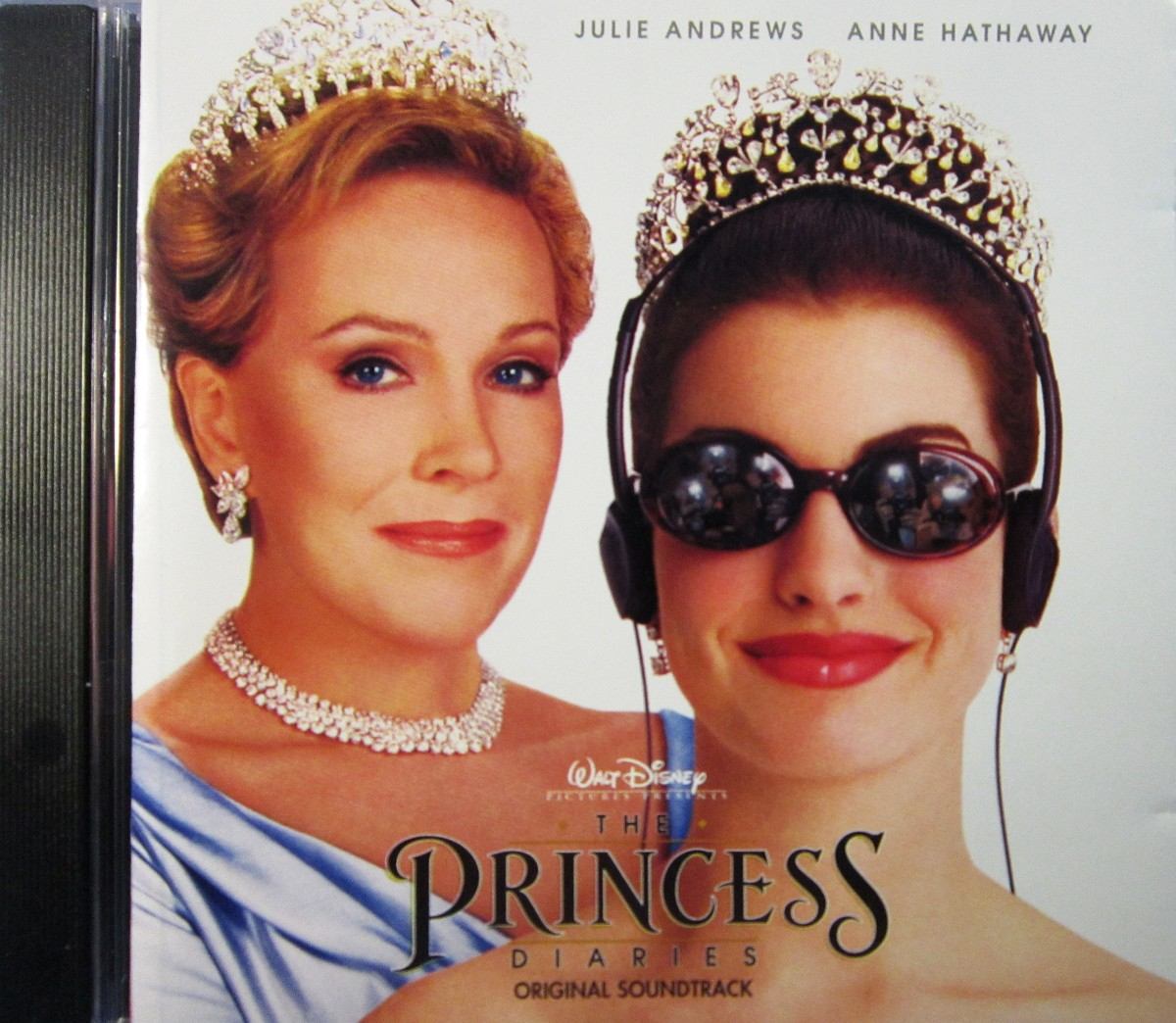 the princess diaries volume viii princess on the brink the princess diaries volume viii princess on the brink