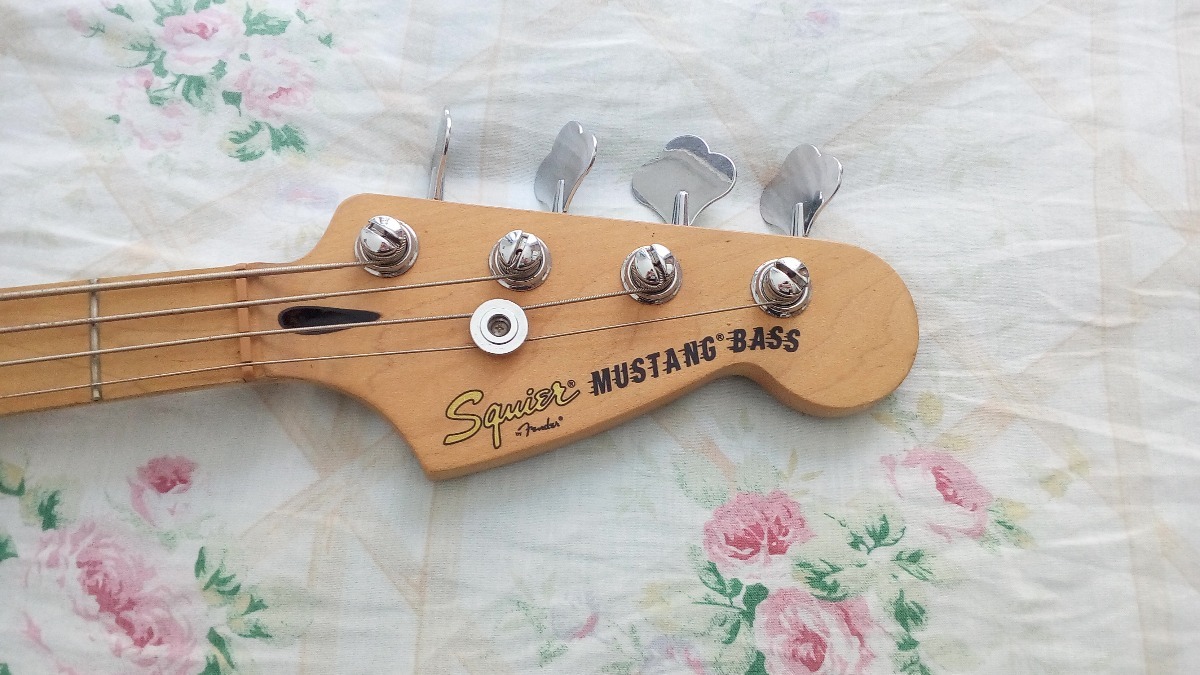 Squier Mustang Bass Squier-vintage-modified-mustang-bass-D_NQ_NP_913109-MLB26951092919_032018-F
