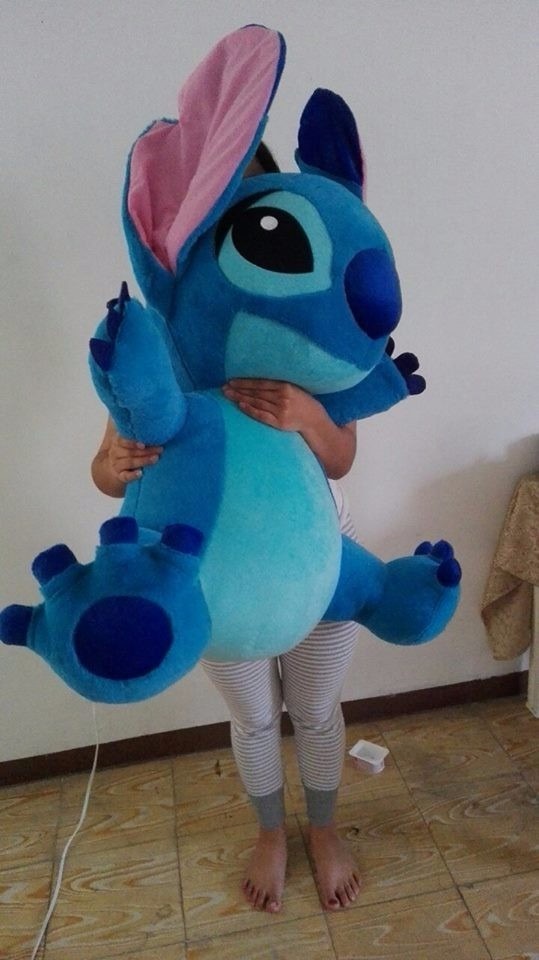 pupazzo gigante stitch