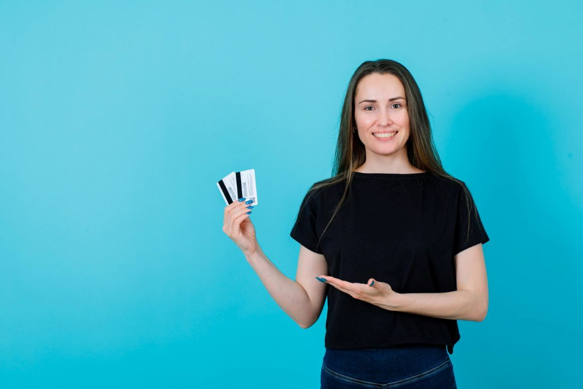 Cartão de crédito, débito e pré-pago: qual é o melhor para você?