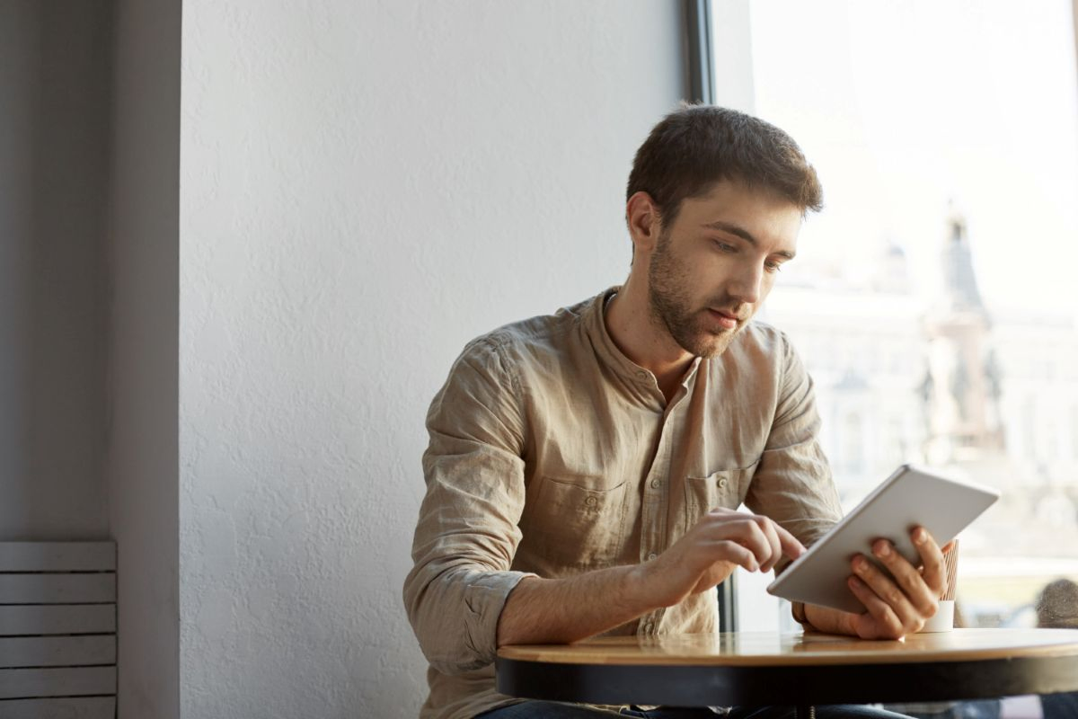 Seguro de vida digital vs tradicional: cuál conviene