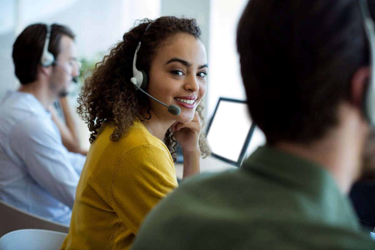 Setor de atendimento telefônico ao cliente de uma empresa