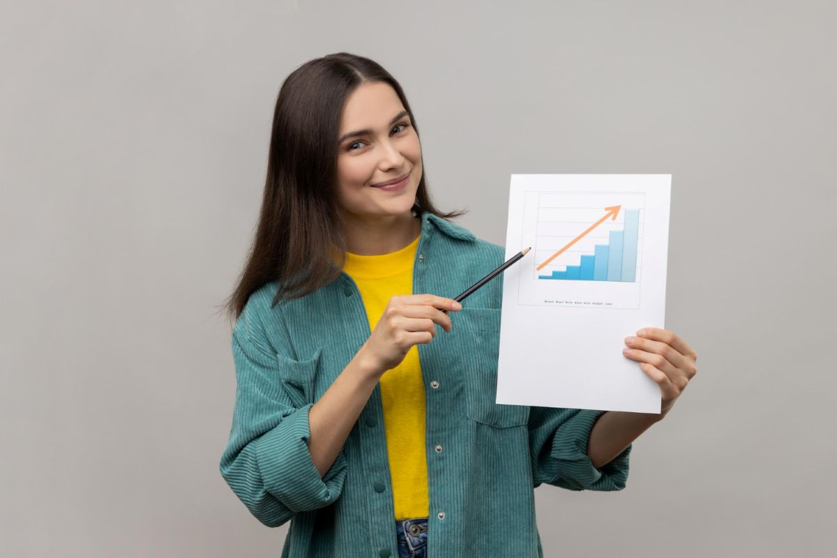 persona hace proyección de ventas
