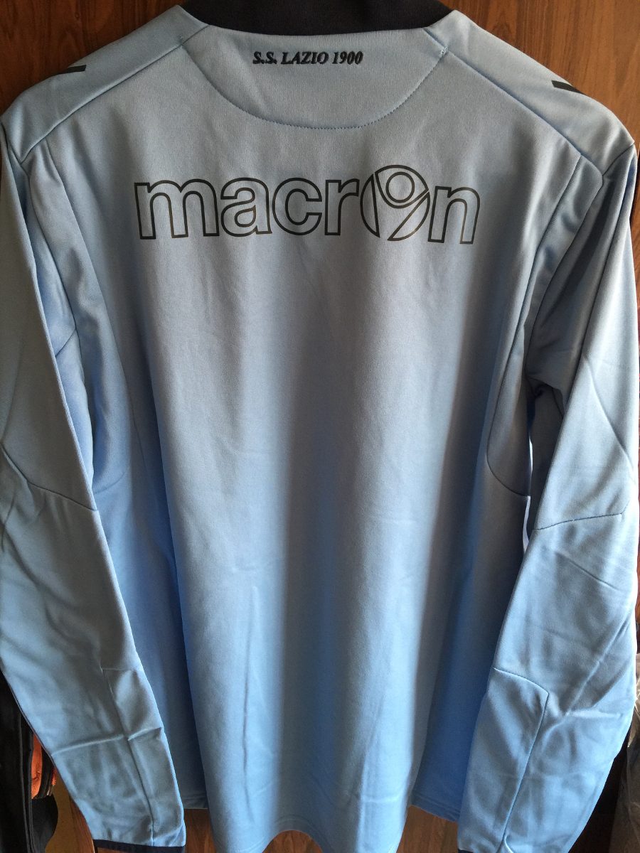 equipacion Lazio chica equipacion Lazio chica