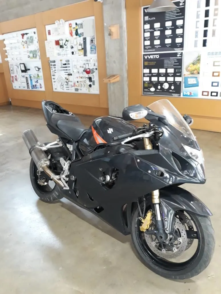 Suzuki 600cc Gsx-r Negra 2004
