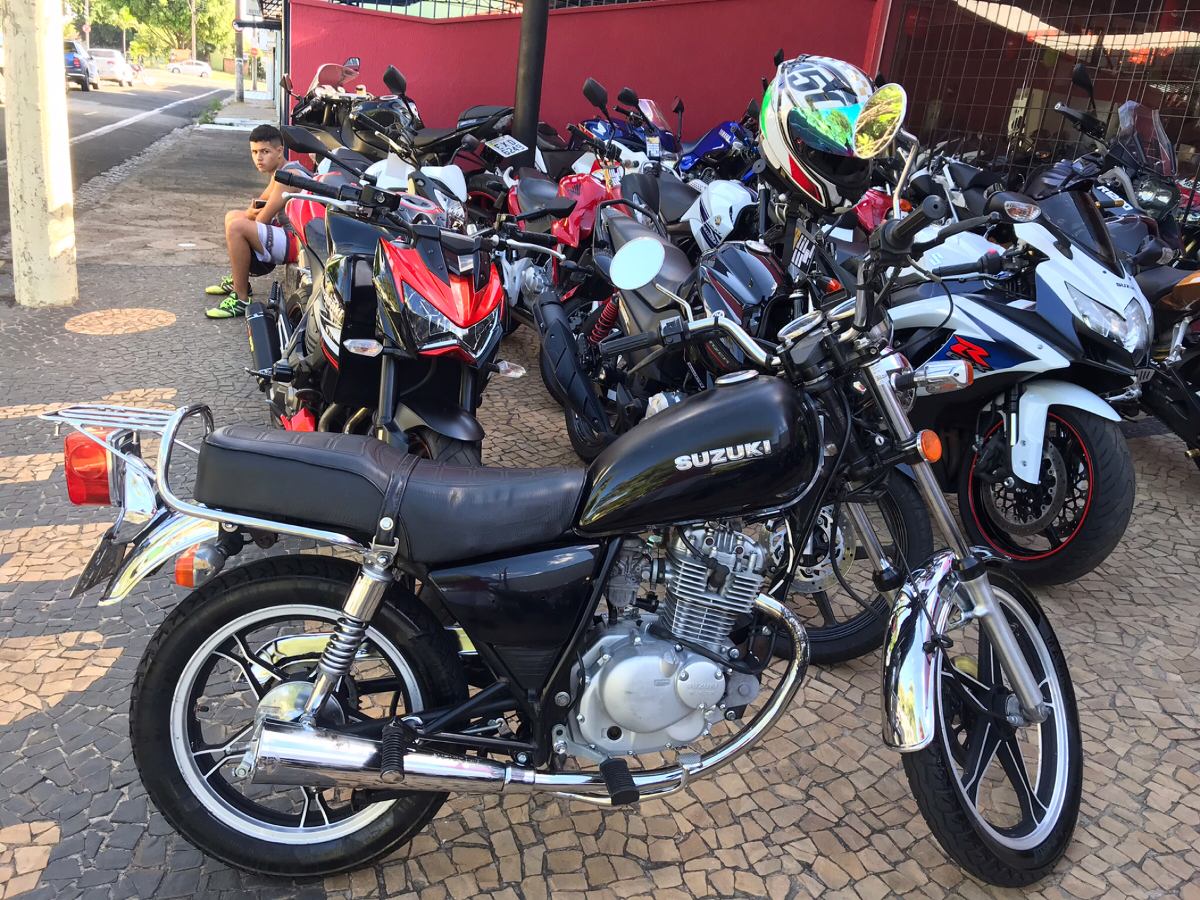 Suzuki Intruder 125 R 3.700 em Mercado Libre