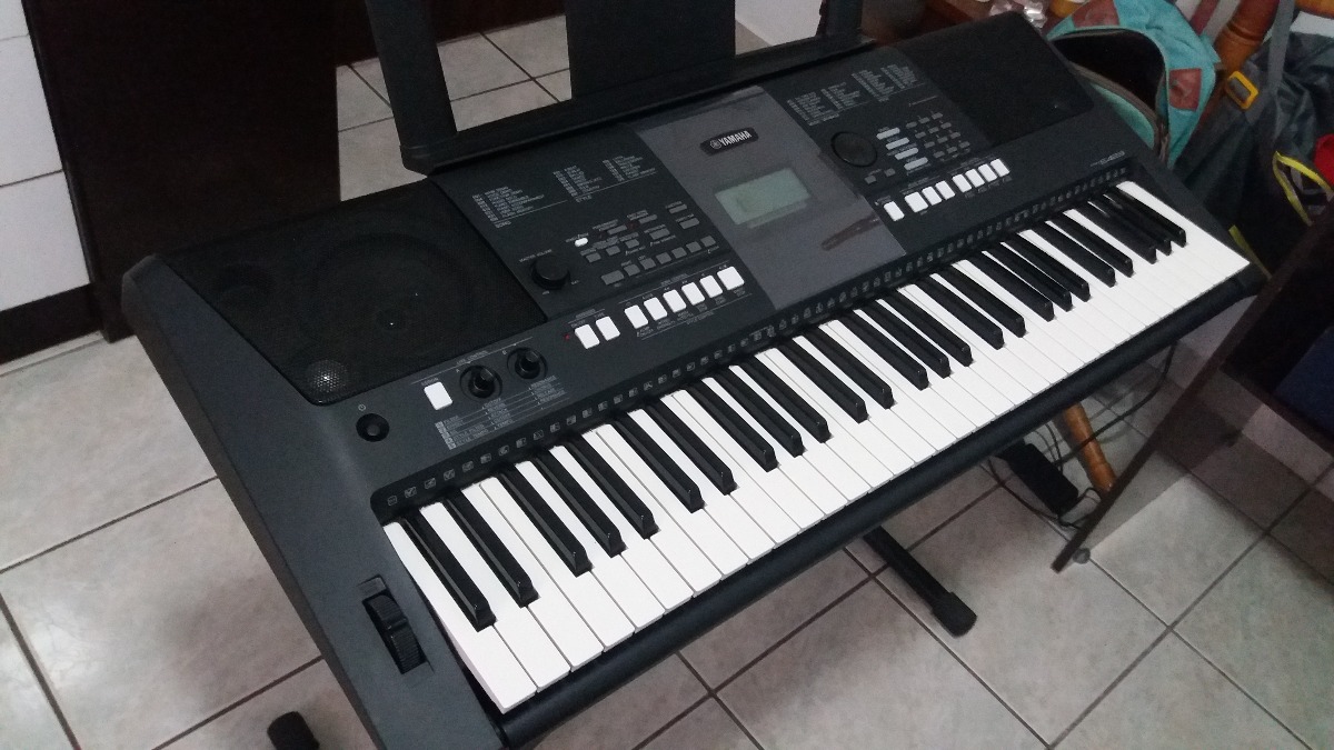 Teclado Yamaha Psr-e423 2.5w + Case + Pedal + Suporte - R$ 1.150,00 em