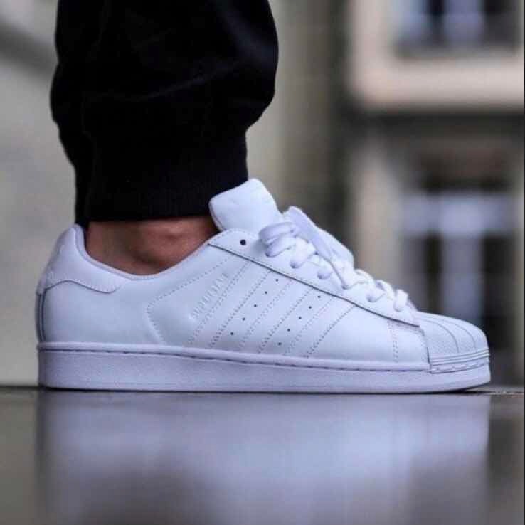 precio de tenis adidas conchas blancas