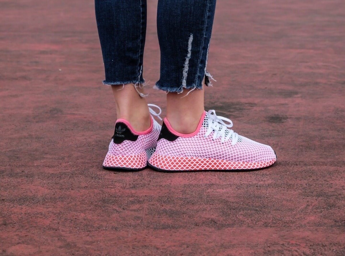 tenis deerupt runner w