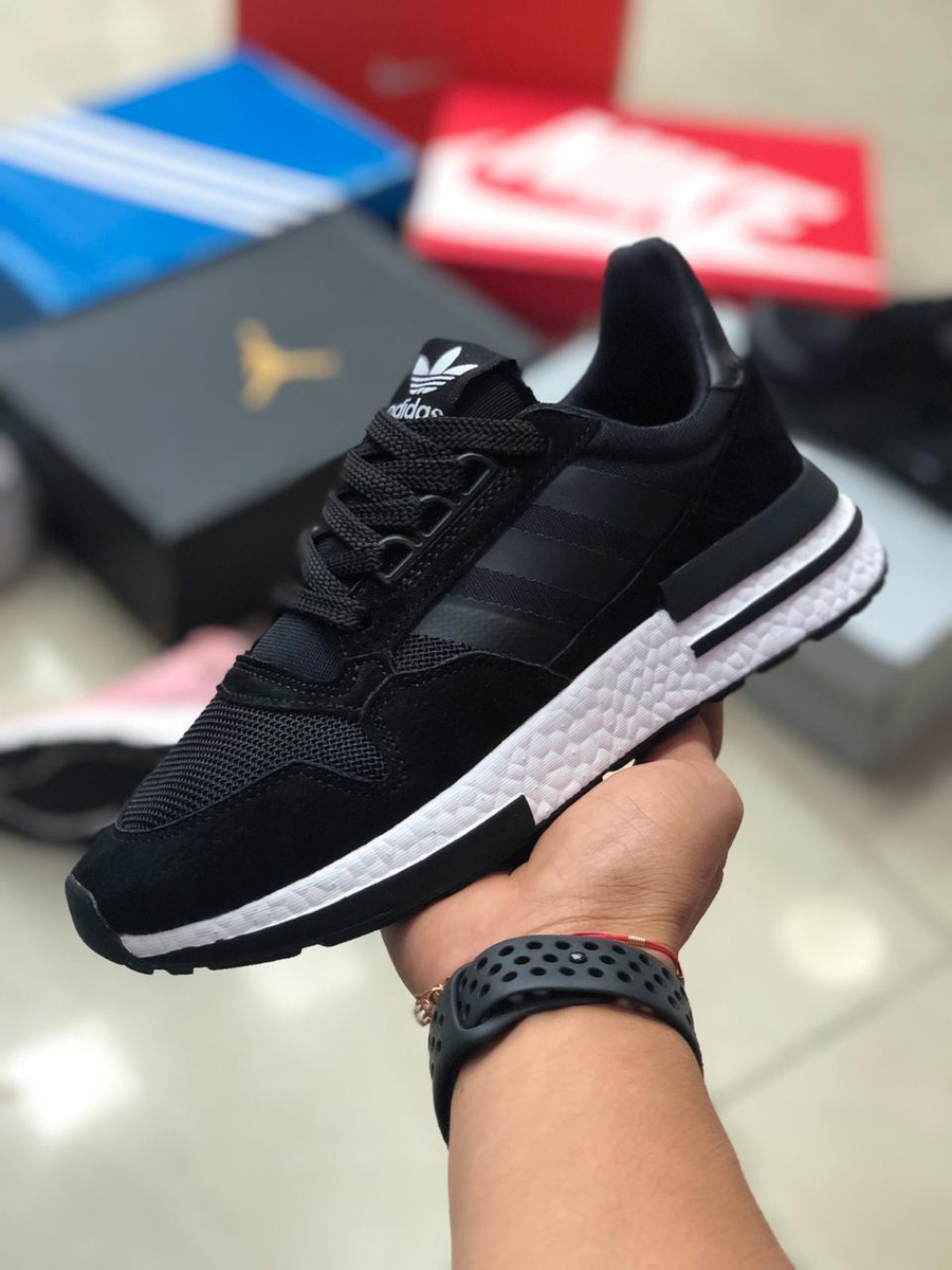 adidas negros hombre