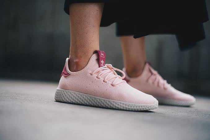 Tenis adidas Pharrell Hu Dama Aq0988 Dancing Originals - $ 1,599.00 en Mercado Libre