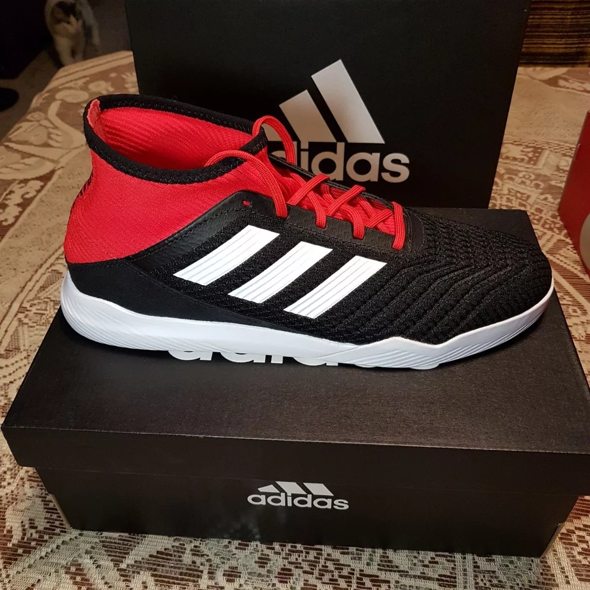 adidas db2303