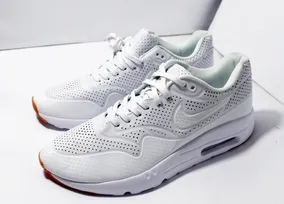 tenis puma yeezy