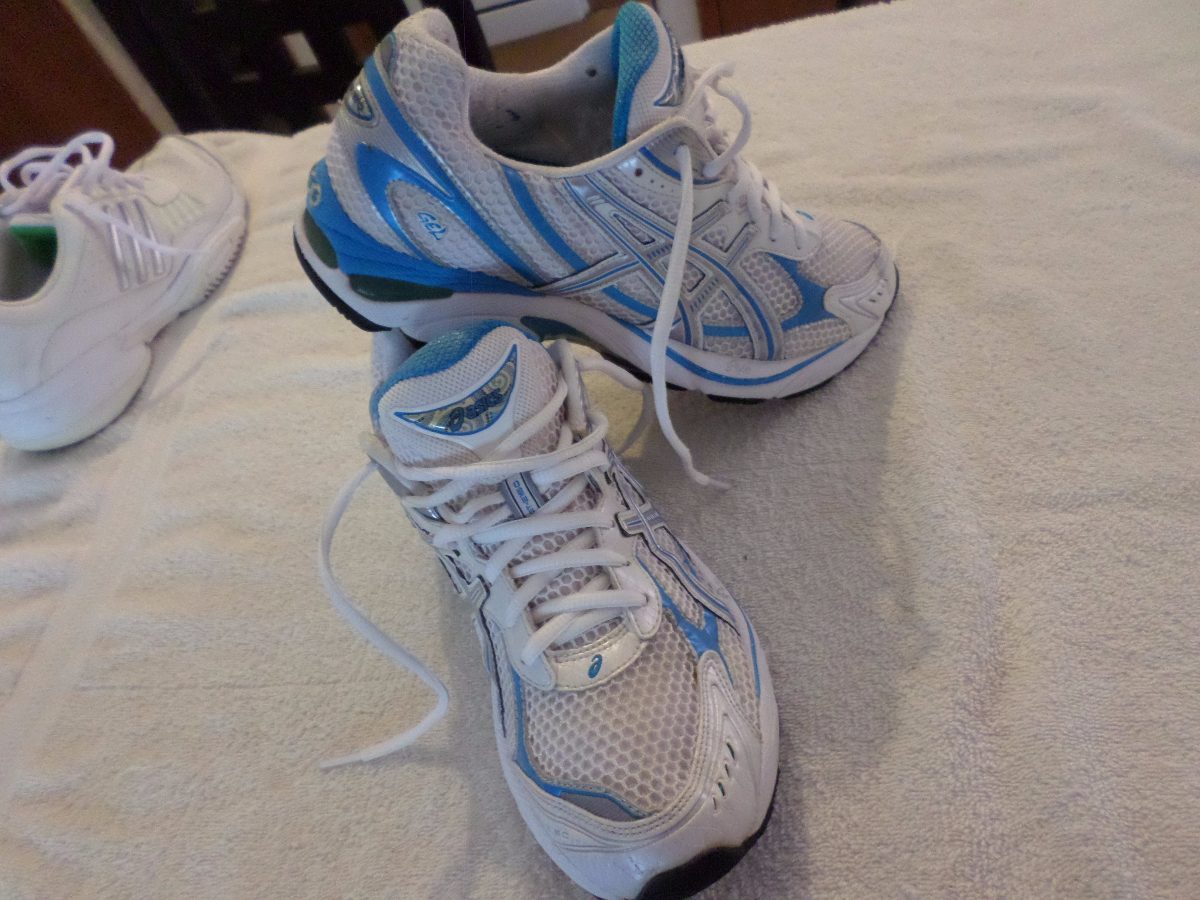 tenis asics duomax