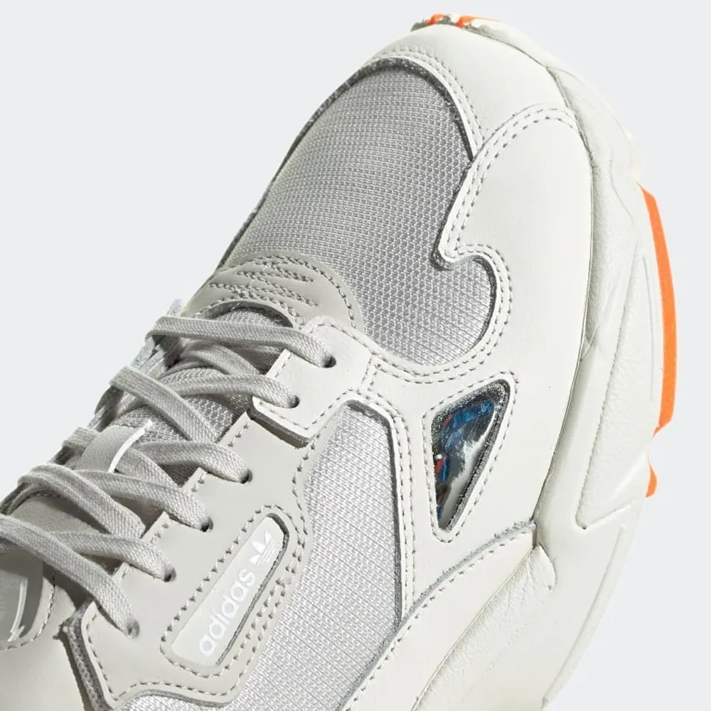adidas ee5118
