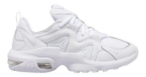 Zapatillas deportivas Nike air max graviton negras con suela blanca Zapatillas deportivas Nike air max graviton negras con suela blanca