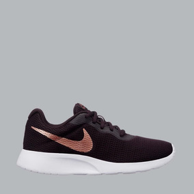 tenis nike color uva