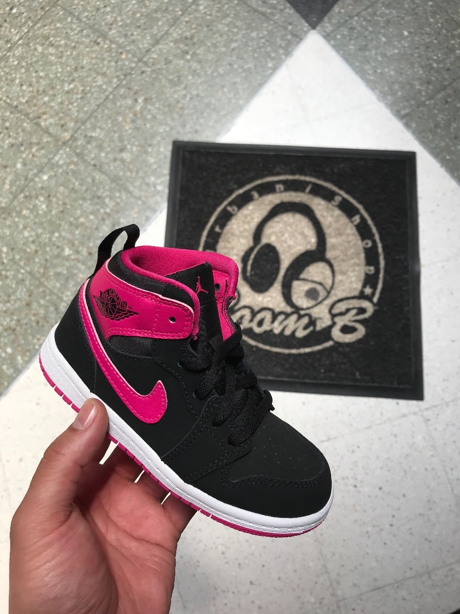 tenis jordan retro 24
