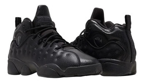 tenis jordan negros