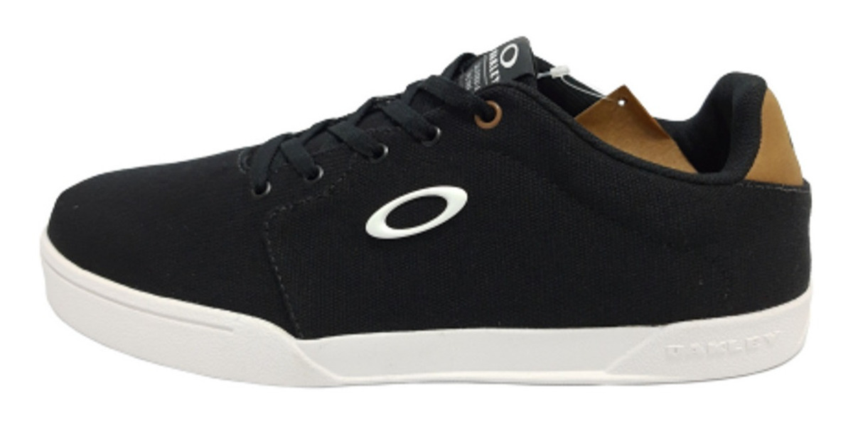 tenis oakley flyer preto