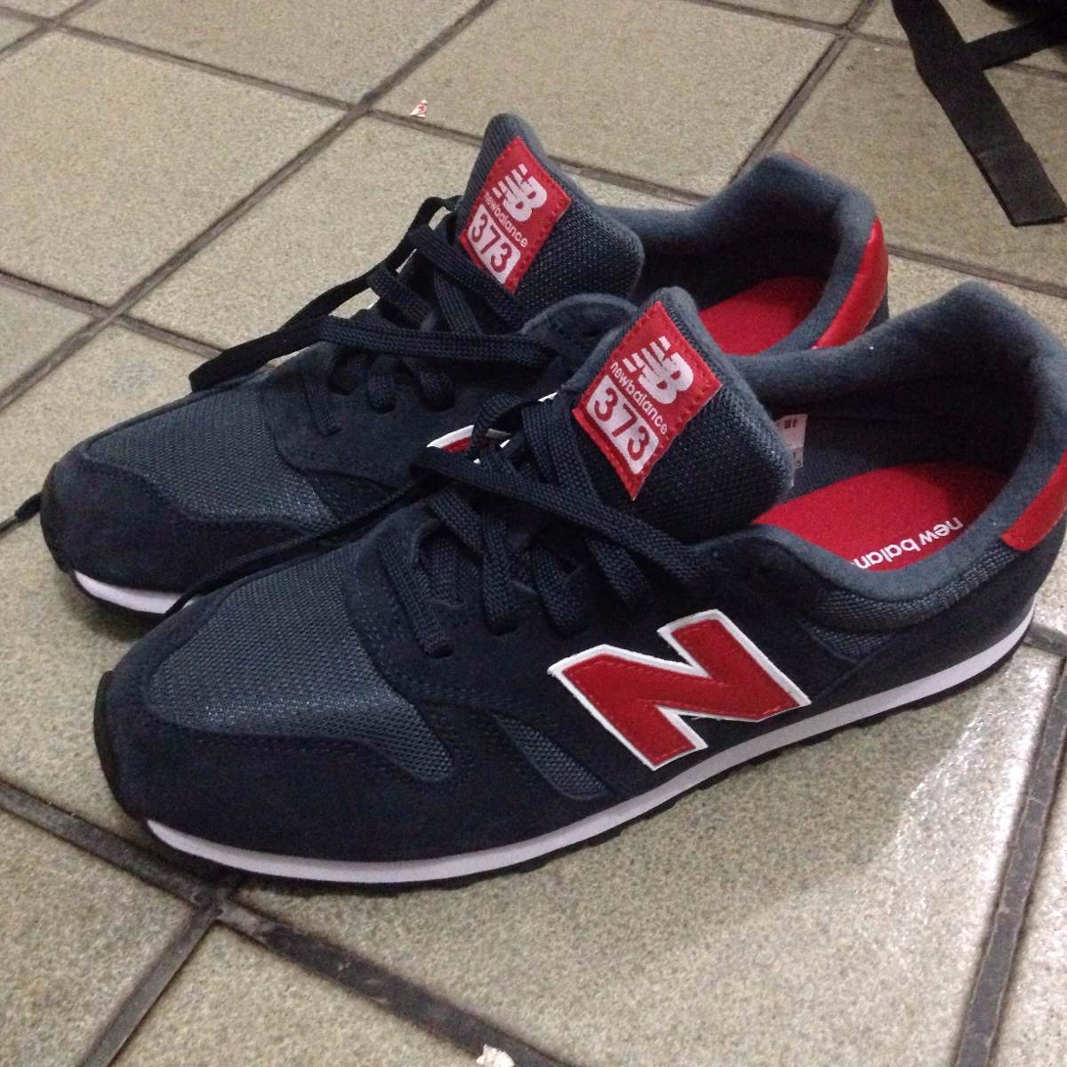 new balance 373 azul e vermelho