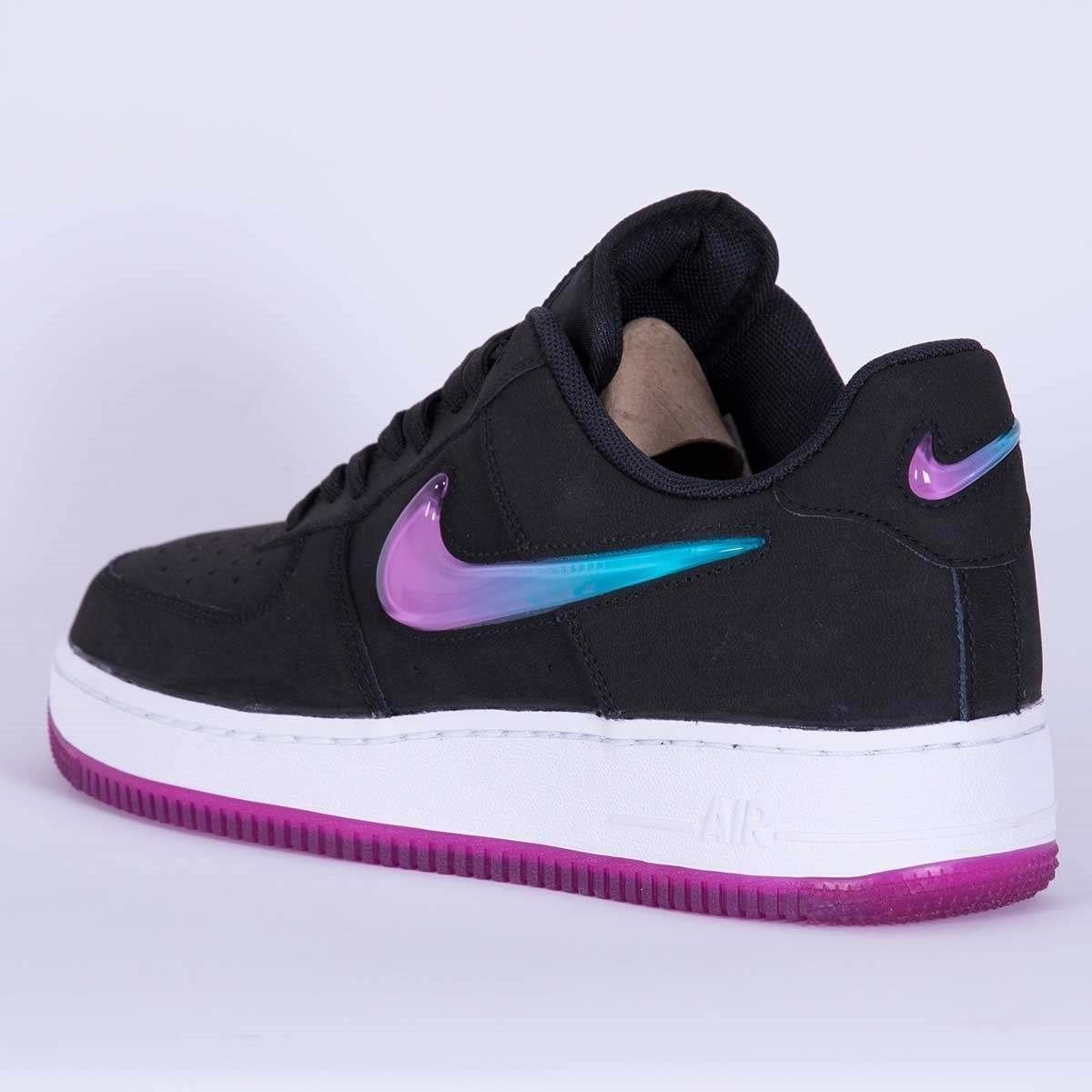 tenis nike negro con morado