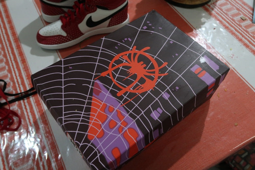 nike spiderman into the spider verse ราคา 2