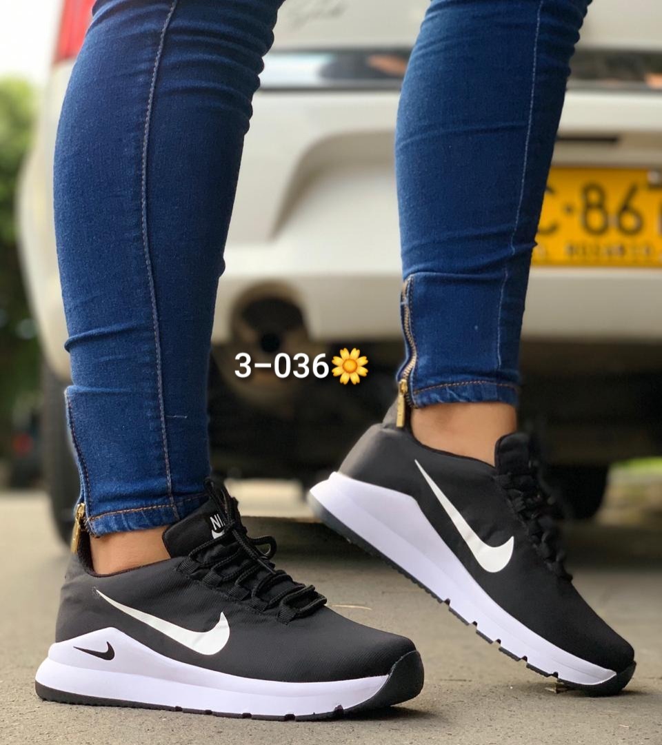 tenis iguales para parejas nike