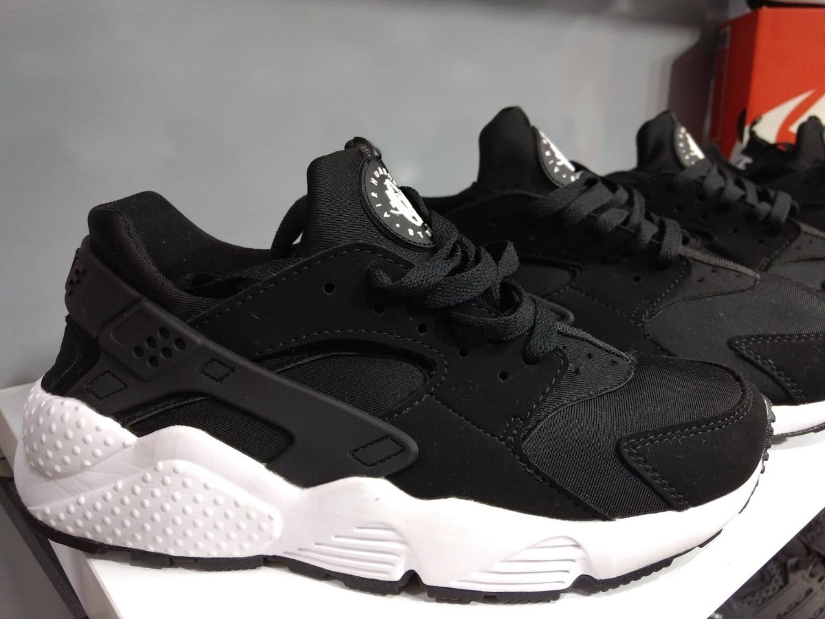 nike huarache negras mujer